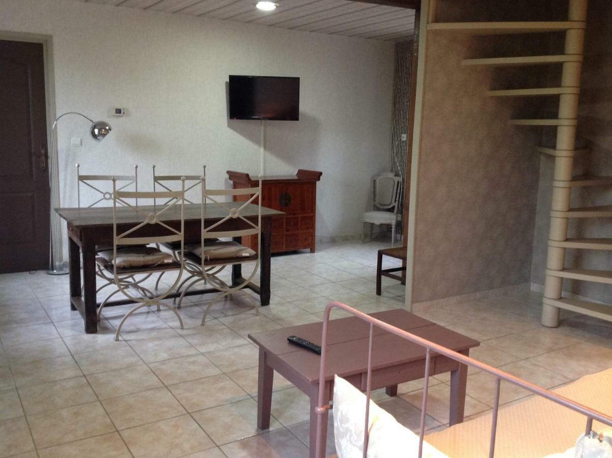Holiday home L' Ancien Pressoir 2